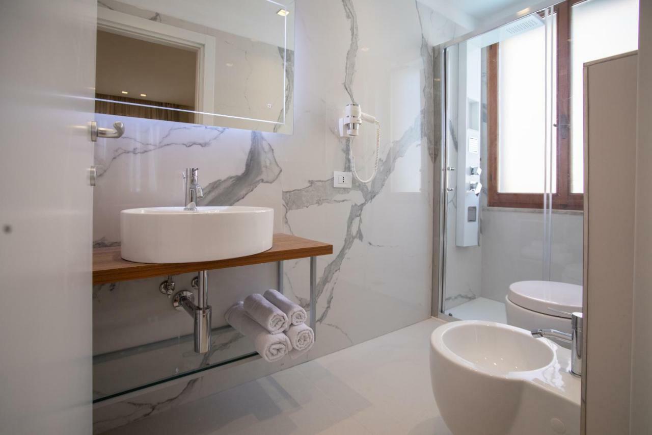 Feel Good Hotel Rimini Exterior photo